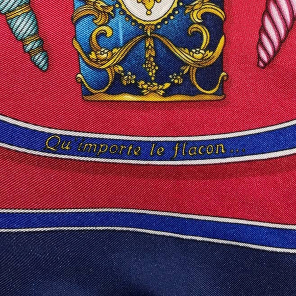 Hermès HERMES Silk Scarf 90cm Qu Importe Le Flacon  Blue Scarf 35" - Picture 14 of 16